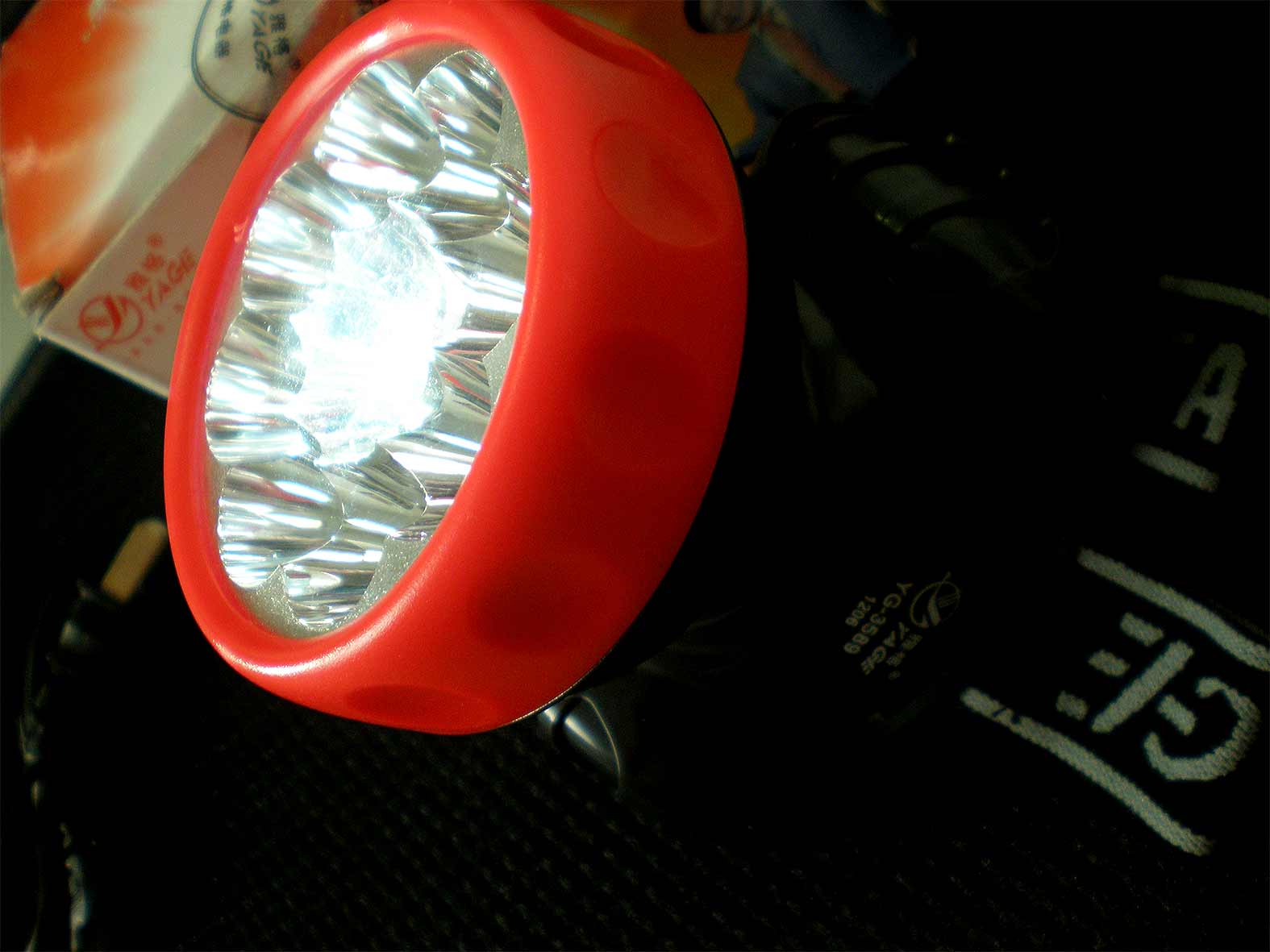 ไฟฉายคาดหัว (ไฟฉายกรีดยาง) LED 1 ดวง YG3589แสงขาว
