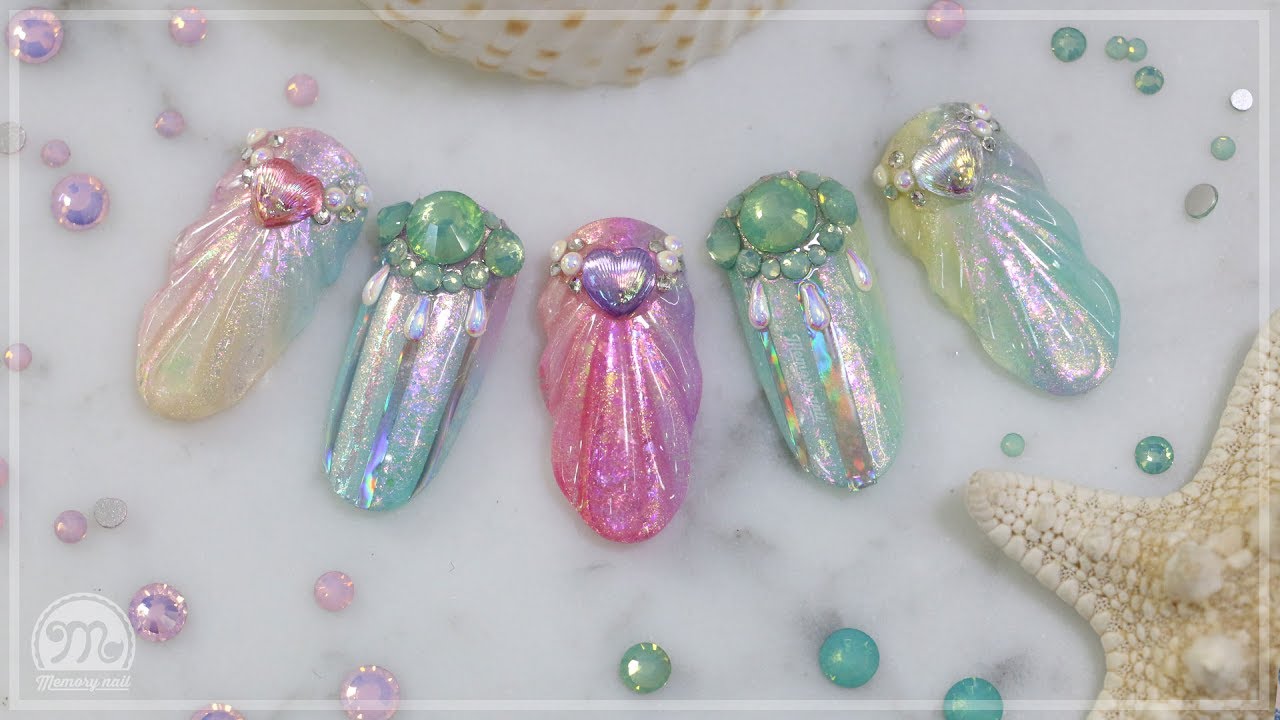 ลายเพ้นท์เล็บนูนเปลือกหอย บนผงมิ้วกี้เวย์ Rainbow Shell