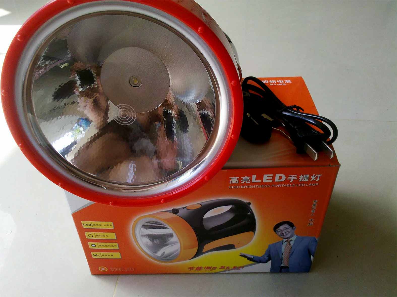 ไฟฉายใช้หลอด LED 1 ดวง YG3545