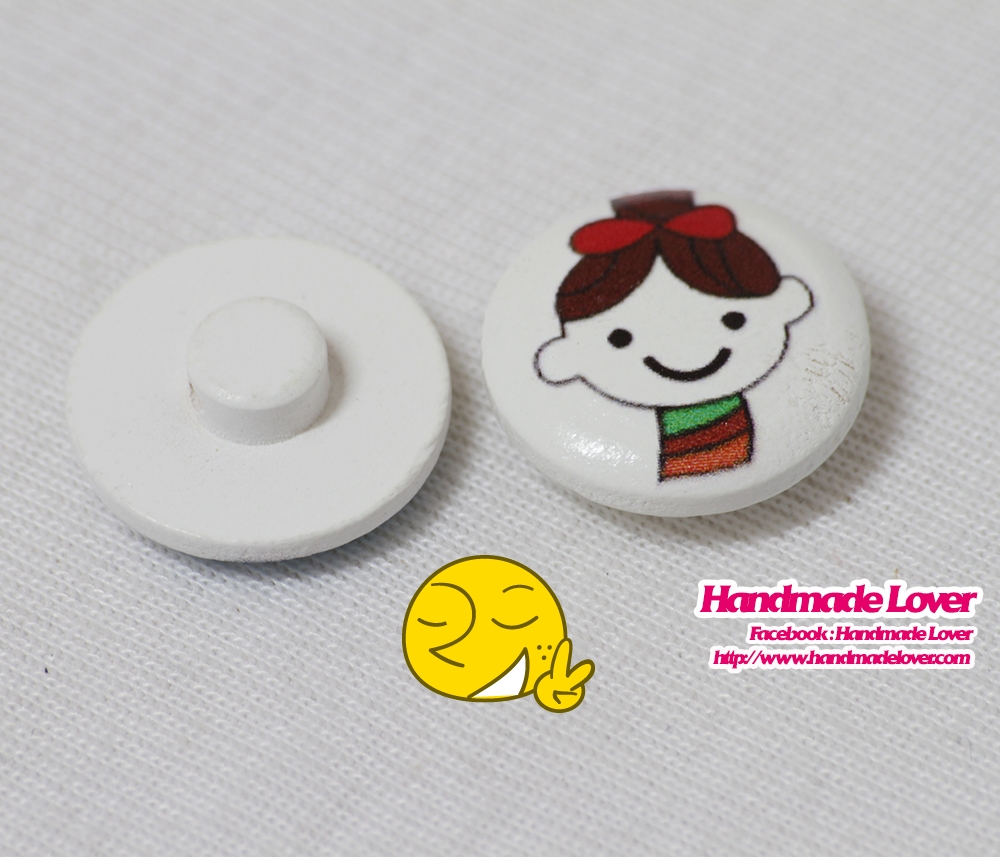 กระดุมไม้ พิมพิ์ลายการ์ตูน ขนาด 20 mm. [แพ็ค 10 เม็ด]