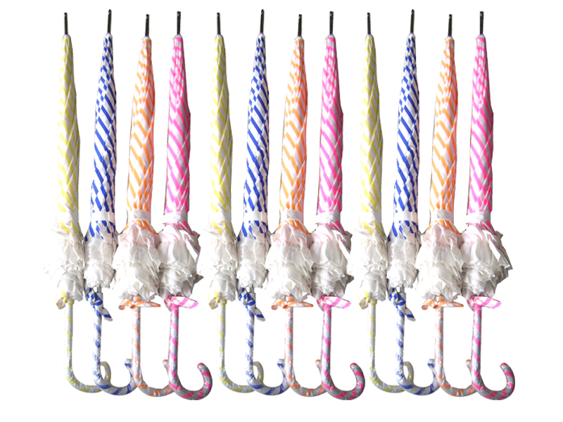 ร่มแฟชั่น(Candyหลากสี) ขนาด 24 นิ้ว ชายระบาย ด้ามงอ คละสี