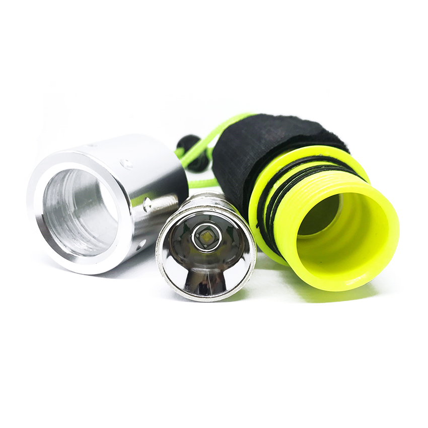 ไฟฉายดำน้ำพลาสติก หลอด XML-T6 รุ่นคาดข้อมือ แถมฟรี ถ่านแดง 18650 1 ก้อน พร้อมแท่นชาร์จ