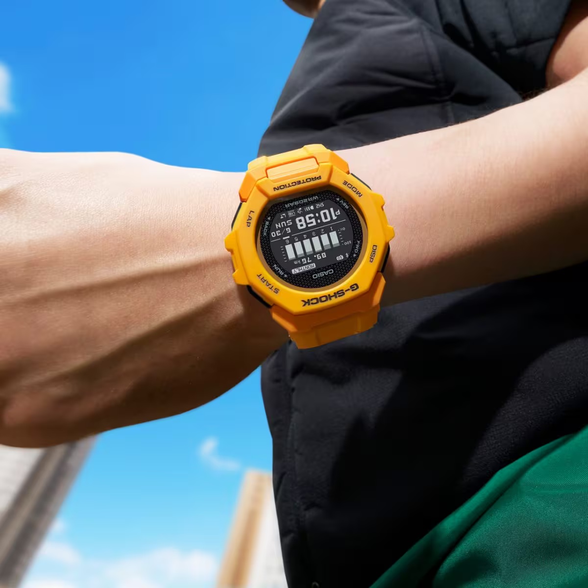 นาฬิกา Casio G-Shock G-SQUAD GBD-300 series รุ่น GBD-300-9 ของแท้ รับประกัน1ปี