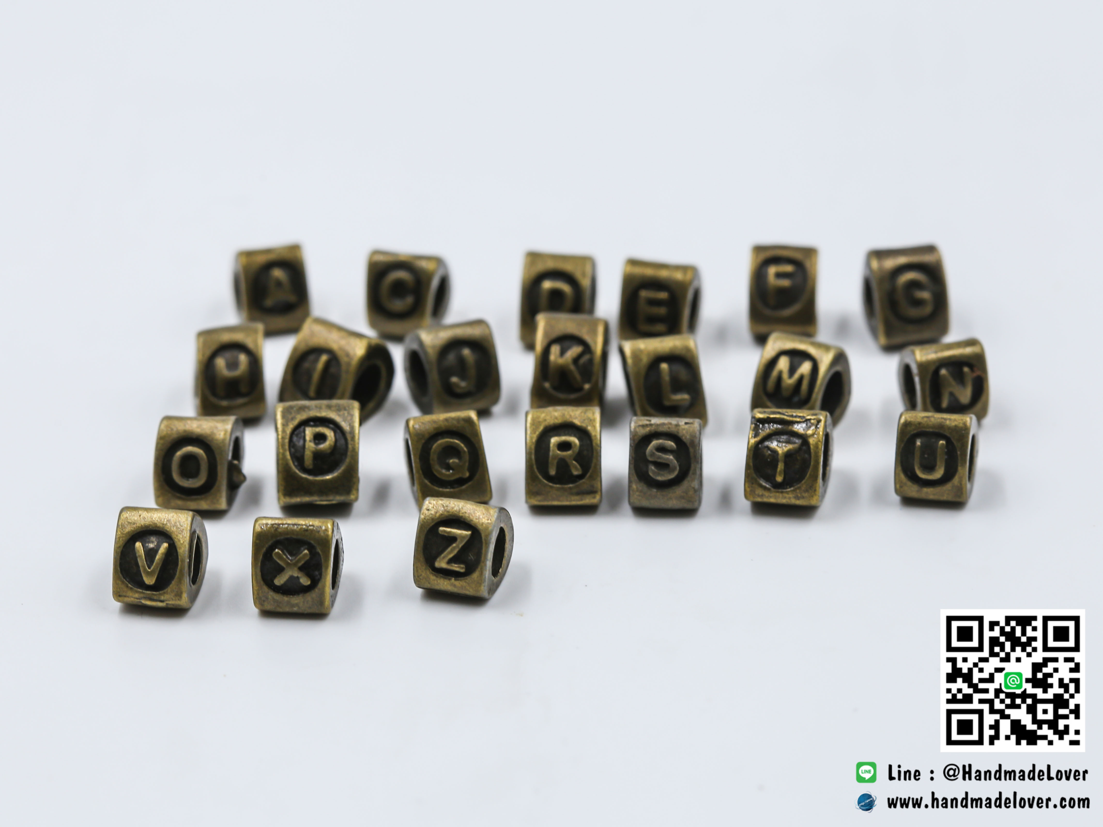 จี้,ตัวห้อยซิปโลหะ ตัวอักษร สีทองรมดำ แบบสอด