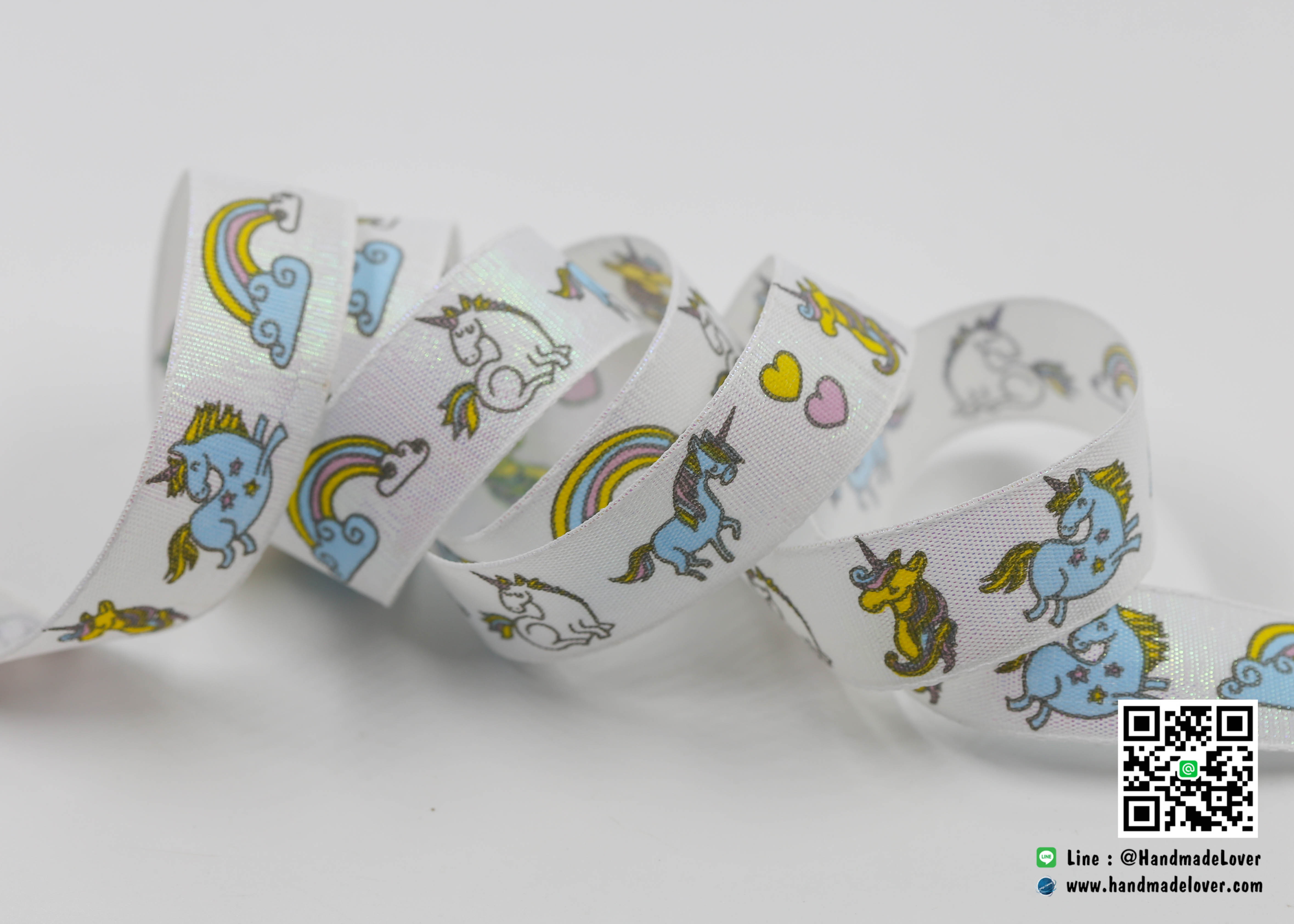 ริบบิ้นผ้า สีขาว พิมพ์ลายม้ายูนิคอน ขนาด 16 มิล