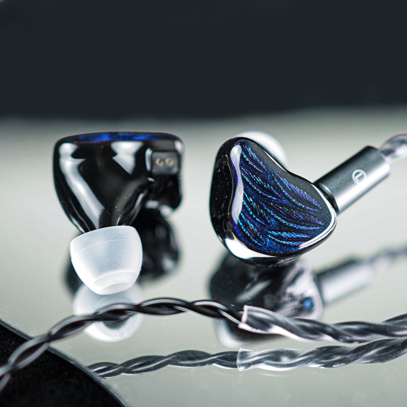 BGVP Feather หูฟัง IEMs 5 ไดรเวอร์ 4BA+1DD สายชุบเงินถัก4 เปลี่ยนหัวแจ็คได้ ประกันศูนย์ไทย