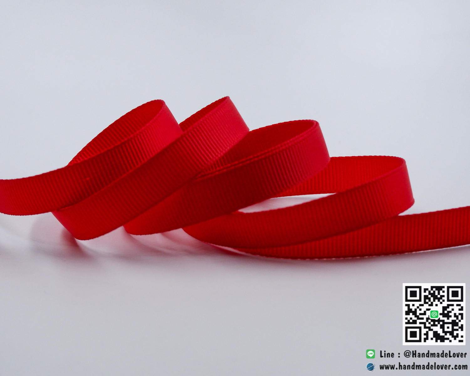 ริบบิ้นผ้าสีแดง (09)
