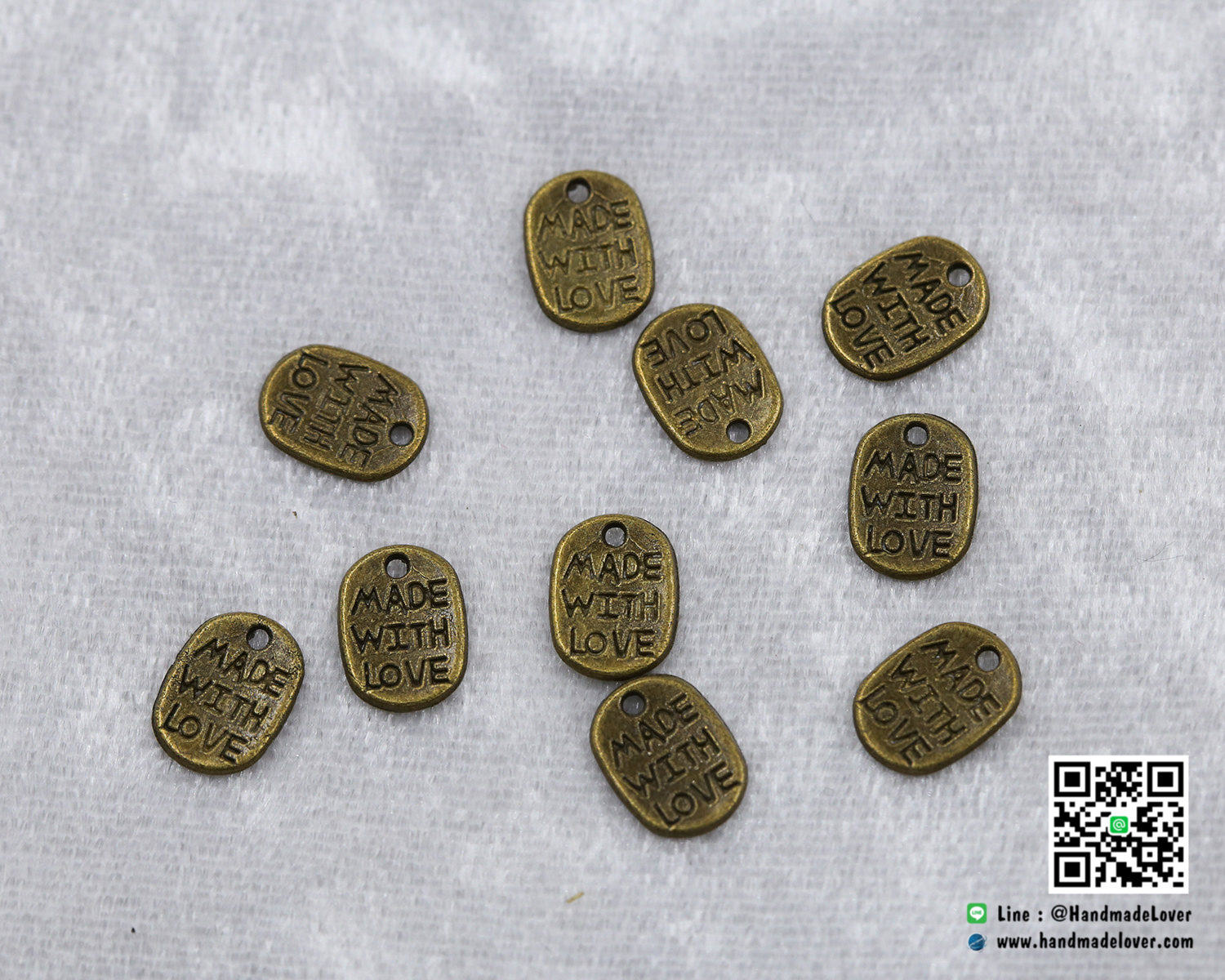 จี้โลหะ สีทองรมดำ Made with love