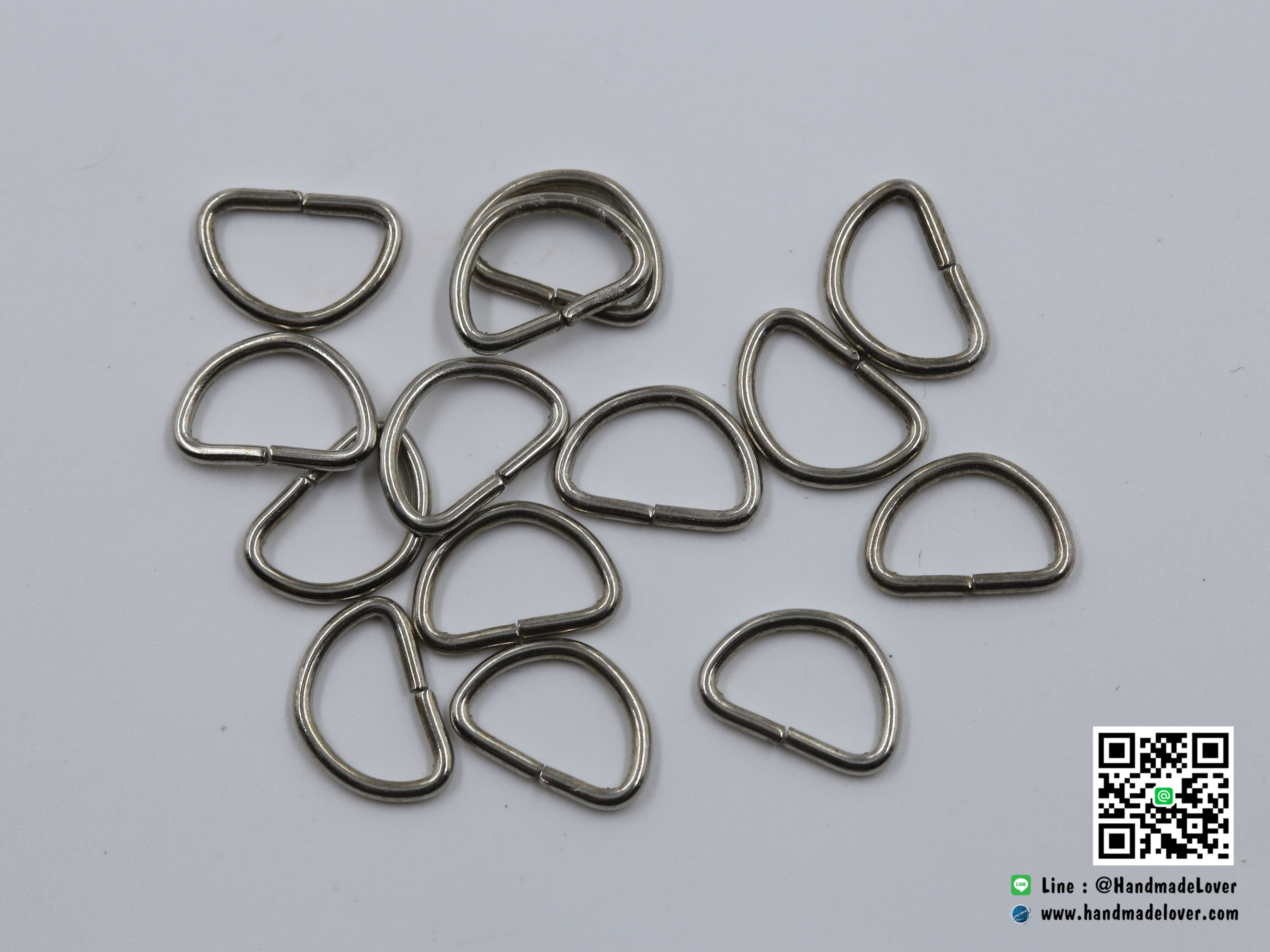 ห่วงตัว D โลหะ สีนิเกิล ขนาด 14*10 มิล (ห่วงครึ่งวงกลม)