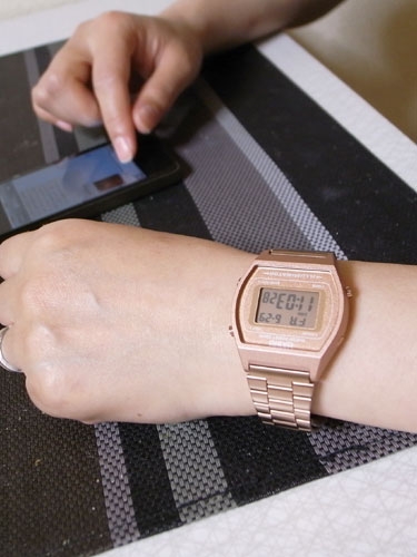 นาฬิกา คาสิโอ Casio STANDARD DIGITAL Classic ROSE GOLD Tone รุ่น B640WC-5A