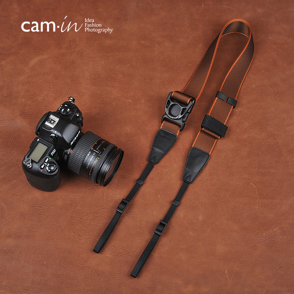 สายคล้องกล้องปรับสายสั้นยาวได้ Cam-in รุ่น Ninja สีน้ำตาลริ้วทอง 38 mm