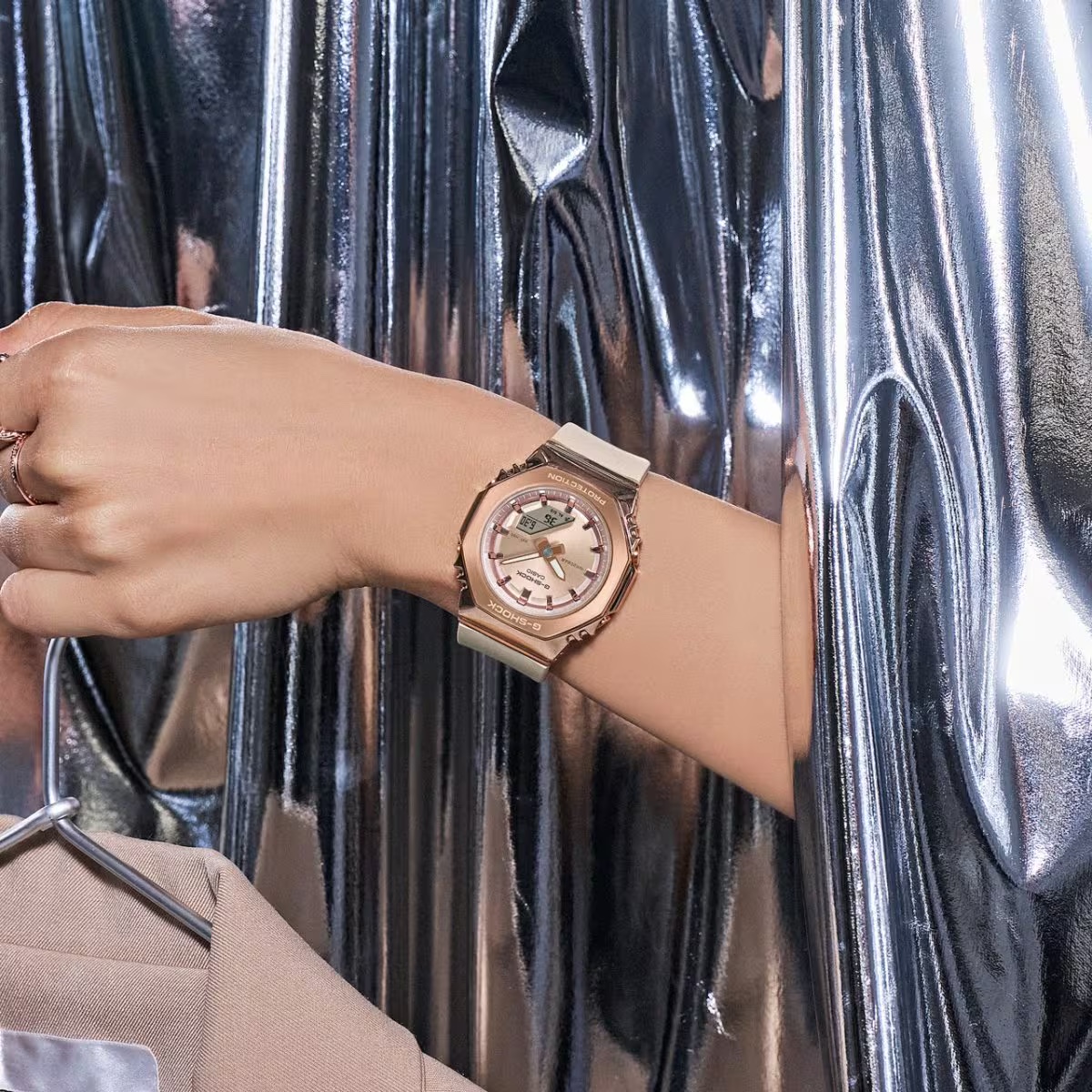 นาฬิกา Casio G-Shock Women ไซส์มินิ Metal Covered GM-S2110 series รุ่น GM-S2110PG-4A ของแท้ รับประกัน1ปี