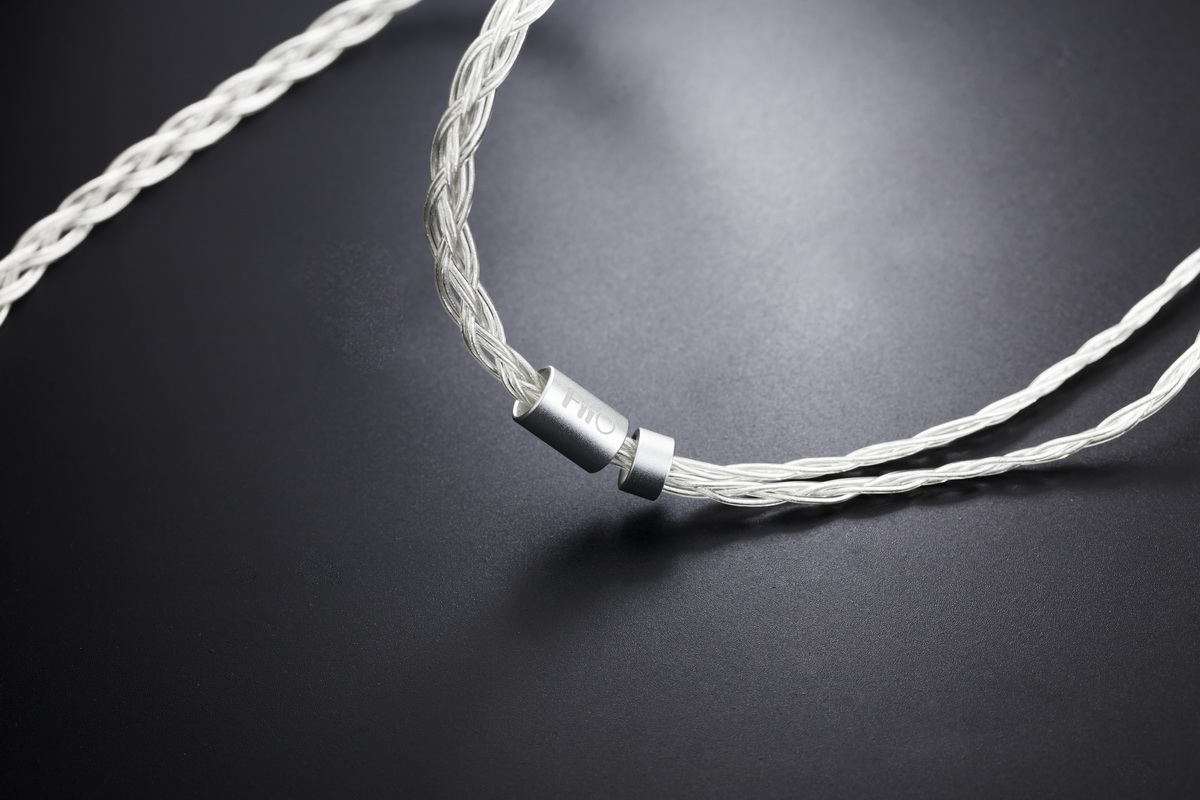 ขาย FiiO LC-4.4C สายอัพเกรดหูฟังขั้ว MMCX สำหรับ Shure/Westone/JVC/FiiO