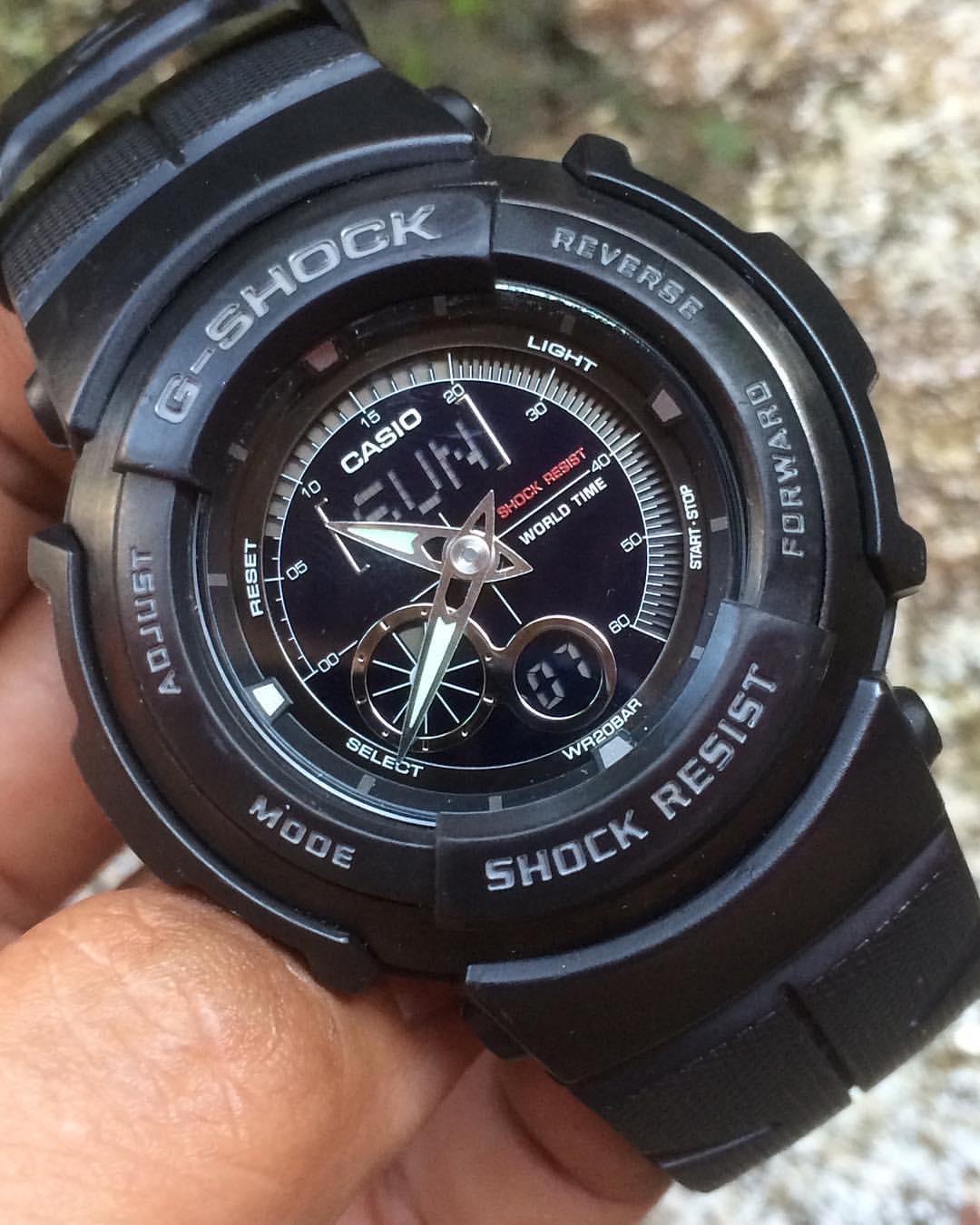 นาฬิกา คาสิโอ Casio G-Shock Standard Analog-Digital รุ่น G-301B-1A "G-Spike BLACK OUT" หายาก