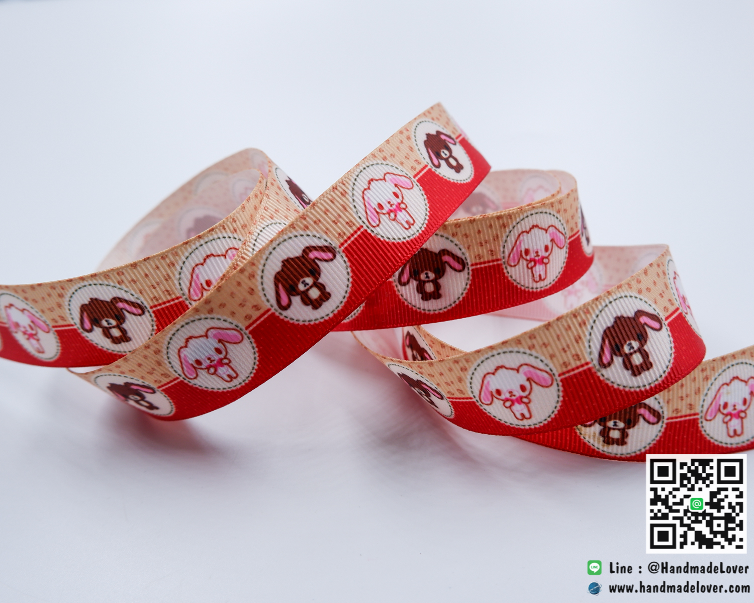 ริบบิ้นผ้า พิมพิ์ลายการ์ตูนชูก้าบันนี่ / Sugar bunnies ขนาด 22 มิล