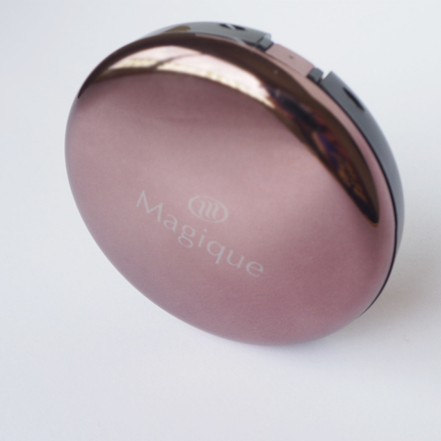 แป้งเมจิกแพลตตินัม ตลับจริงขนาด 14 กรัม -สี M1- Pink White ( ขาวชมพู )