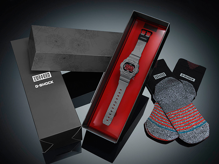 นาฬิกา Casio G-SHOCK x Sneaker Freaker DW-5700SF 35th Anniversary Collaboration Limited รุ่น DW-5700SF-1 ของแท้ รับประกัน1ปี