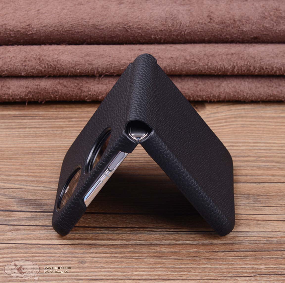 เคสหนังแท้ Huawei P50 Pocket จาก Jinhao [Pre-order]