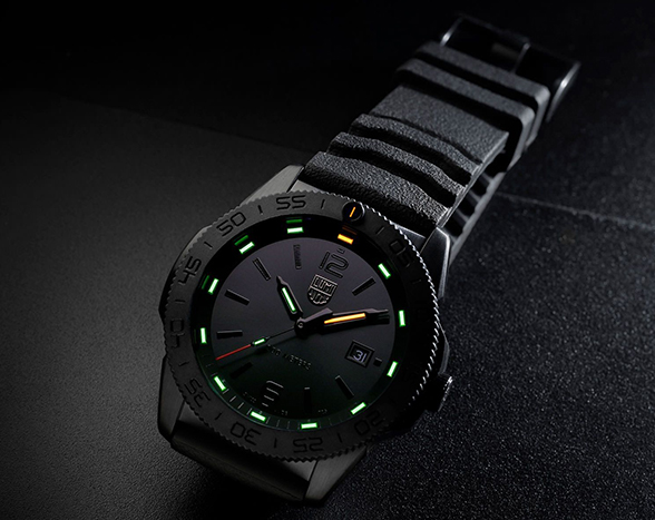 นาฬิกา Luminox PACIFIC DIVER CHRONOGRAPH 3120 SERIES รุ่น XS.3121.BO สีดำ