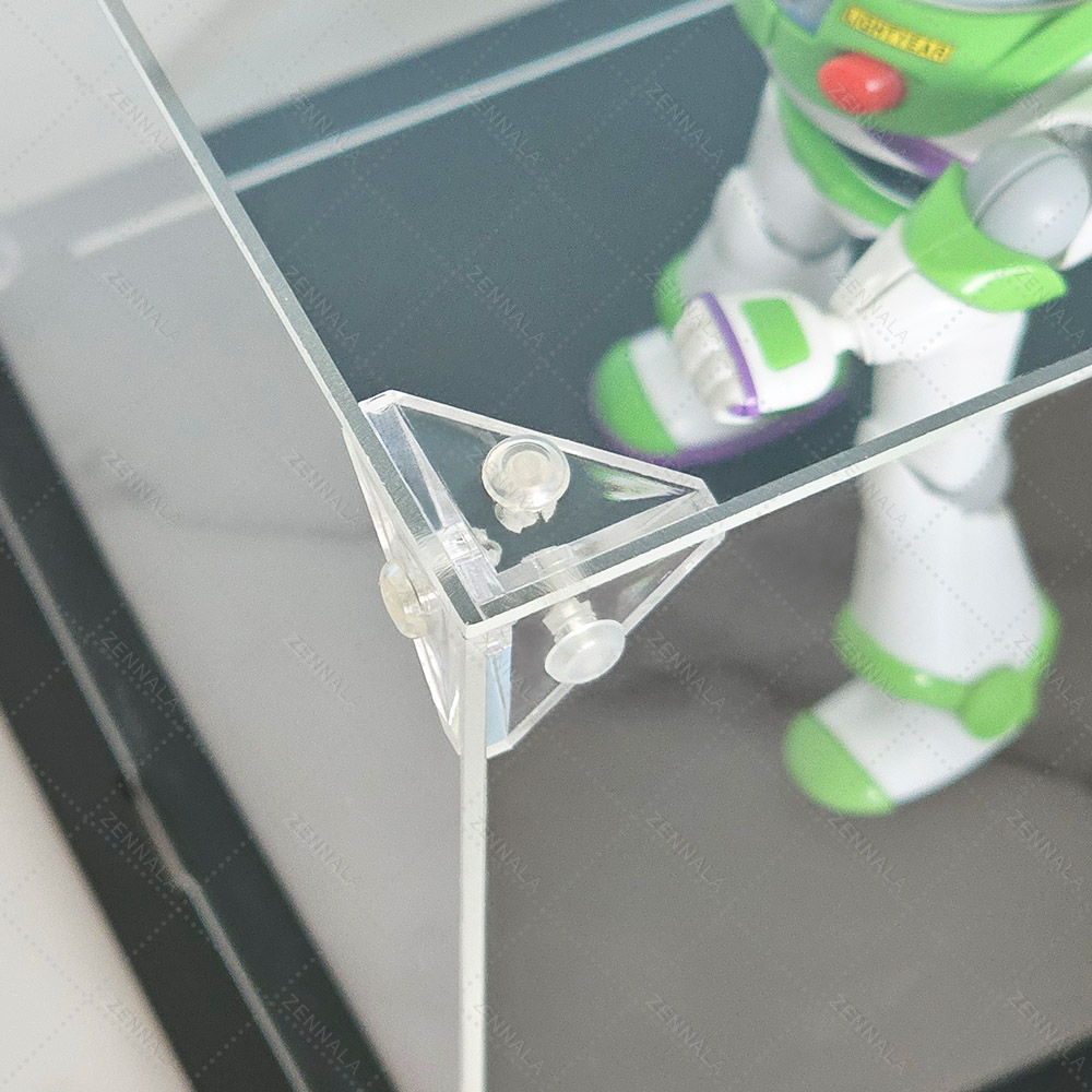 กล่องโชว์โมเดล อะคริลิคใส ฐานสีดำ แบบฝาครอบ มีให้เลือก 10 ขนาด