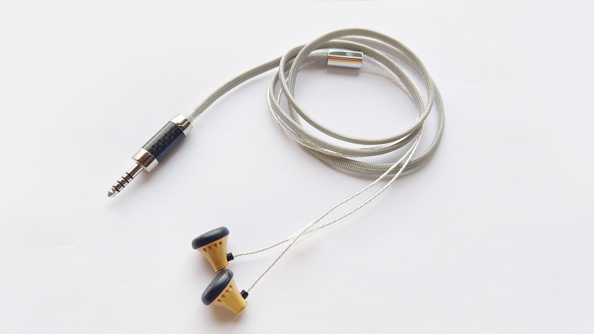 VE APWS เอียร์บัดระดับเทพ ที่นำเสนอเสียงที่ดีที่สุด ครอบคลุมรสนิยมทางดนตรีทุกประเภท