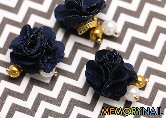 ดอกไม้ แม่เหล็ก,Flower magnets