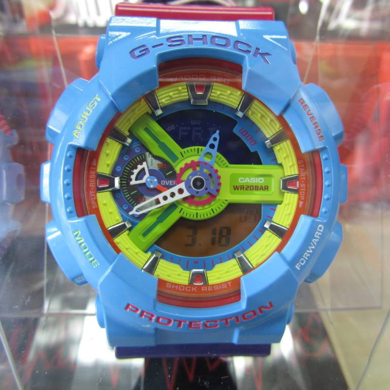นาฬิกา คาสิโอ Casio G-Shock Limited Hyper Color รุ่น GA-110F-2DR (MANBOX)