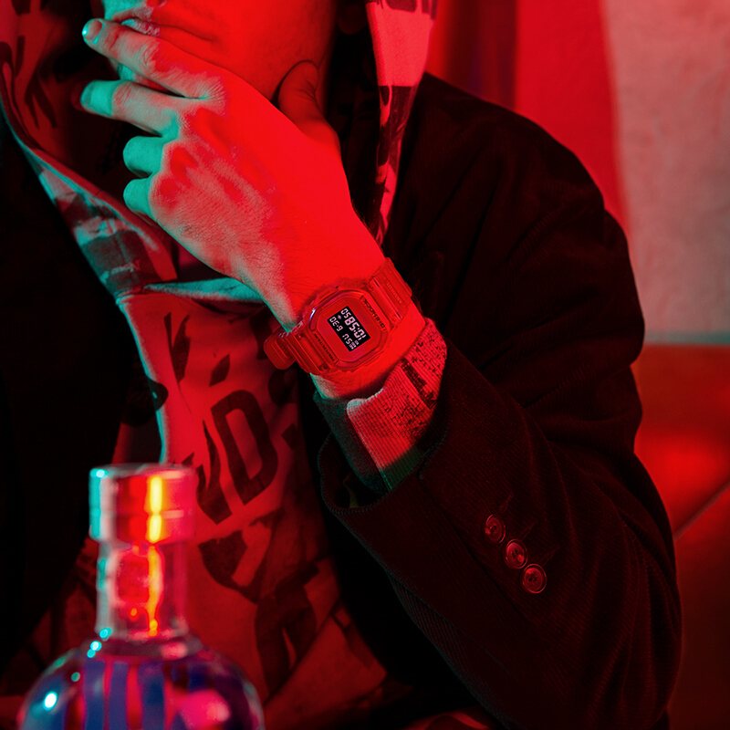 นาฬิกา Casio G-SHOCK x ABSOLUT China Limited Collaboration model รุ่น DW-5600SB-4PRABS (วางขายเฉพาะในจีนเท่านั้น) ของแท้ รับประกัน1ปี