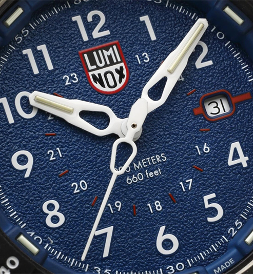 นาฬิกา Luminox ICE-SAR ARCTIC 1000 SERIES รุ่น XL.1003.ICE Sapphire Crystal Glass