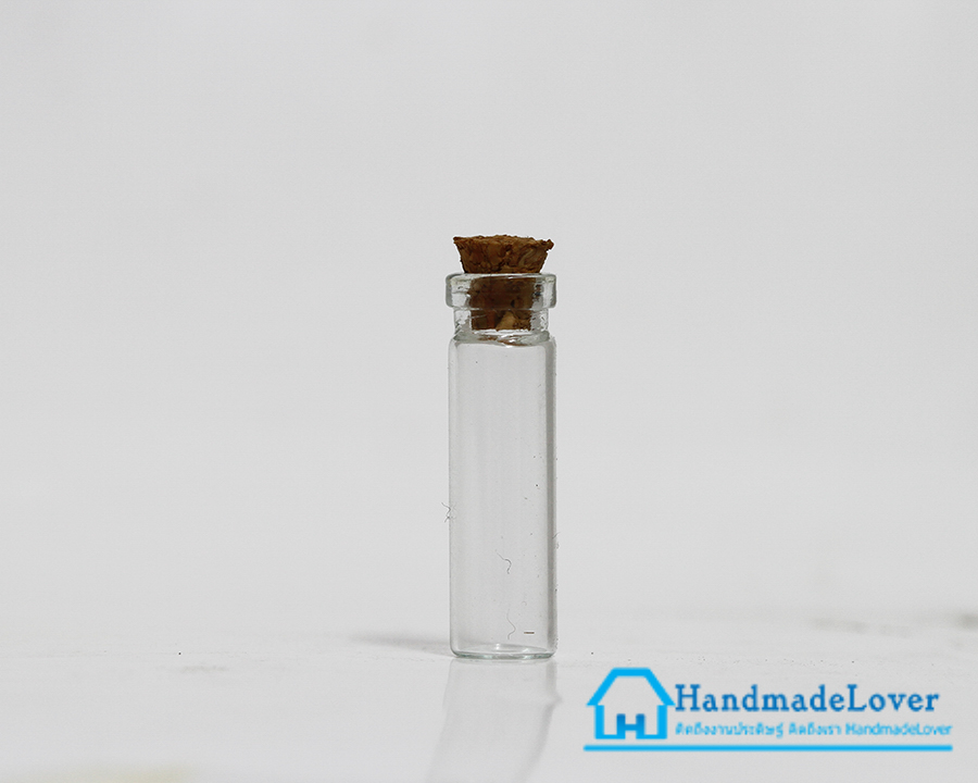 ขวดแก้วจิ๋ว ขนาด 7 x 24 มม (0.5 ml) (ฝาจุกไม้ก๊อก) (ปากขวด 4 มม)