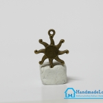 จี้โลหะ วินเทจ สีทองรมดำ รูปพระอาทิตย์