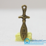 จี้โลหะ สีทองรมดำ ดาบ