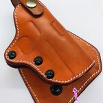 แผ่นเสียบร้านสีเดียวกันกับซองปืน