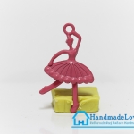 จี้โลหะ สีชมพูพาสเทล รูปนักบัลเล่ต์