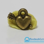 จี้โลหะ สีทองรมดำ รูปหัวใจ