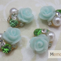 AY-099 กุหลาบฟ้า ประดับเพชร 4 ชิ้น