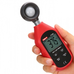 เครื่องวัดแสง (UT383)