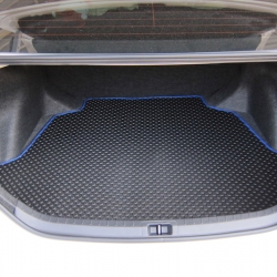 พรมกระดุมแผ่นท้ายสัมภาระ รถ TOYOTA ALTIS ปี 2014-2019 จำนวน 1 แผ่น