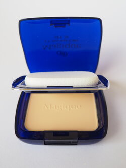 แป้งเมจิกขนาด 13 กรัม ผิวขาวเหลือง