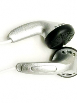 ขาย Benjie Earbud หูฟังเอียบัดเสียงดี นุ่มละเอียด