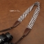 สายคล้องกล้องแนวๆ สีขาวดำ cam-in Brown and White